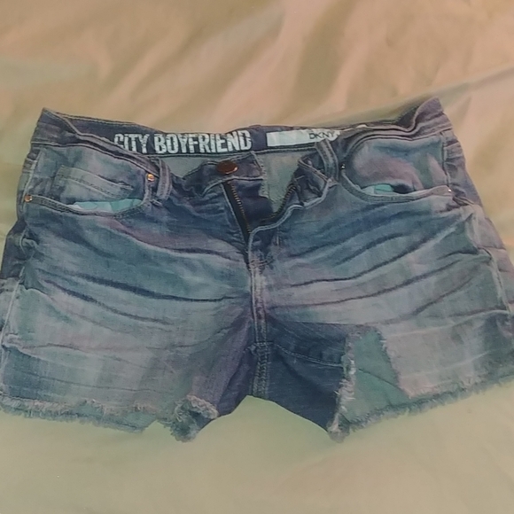 DKNY Jeans shorts - Picture 1 of 3